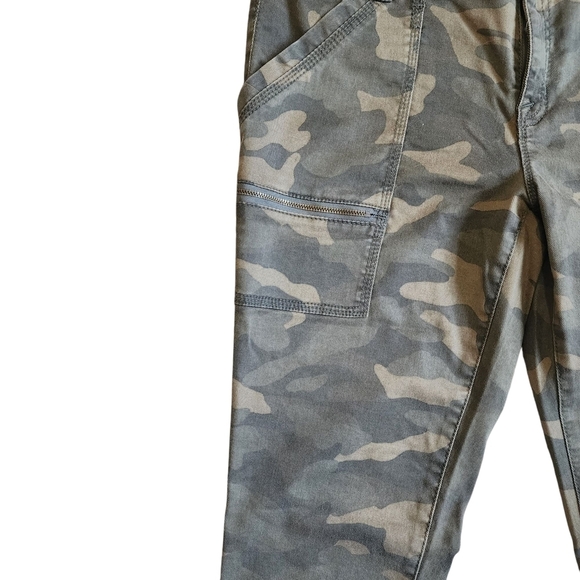 Joie Park Camouflage Cargo Skinny Pants - 32 - Picture 9 of 13